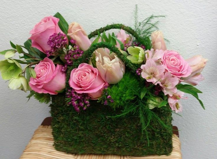 Soft Summer's Floral Workshop with Kim Brannan - Saturday, July 26, 2025