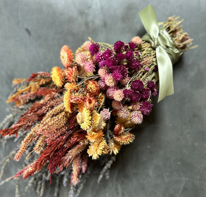 Brunch + Blooms Dried Floral Swag Workshop with Tracy Smith - Saturday, October 18, 2025